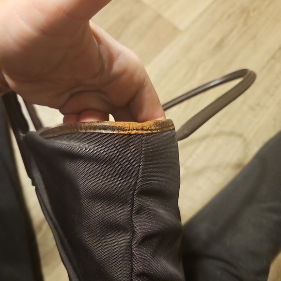 Authentic vintage gucci smaller tote purse - Picture 4 of 11